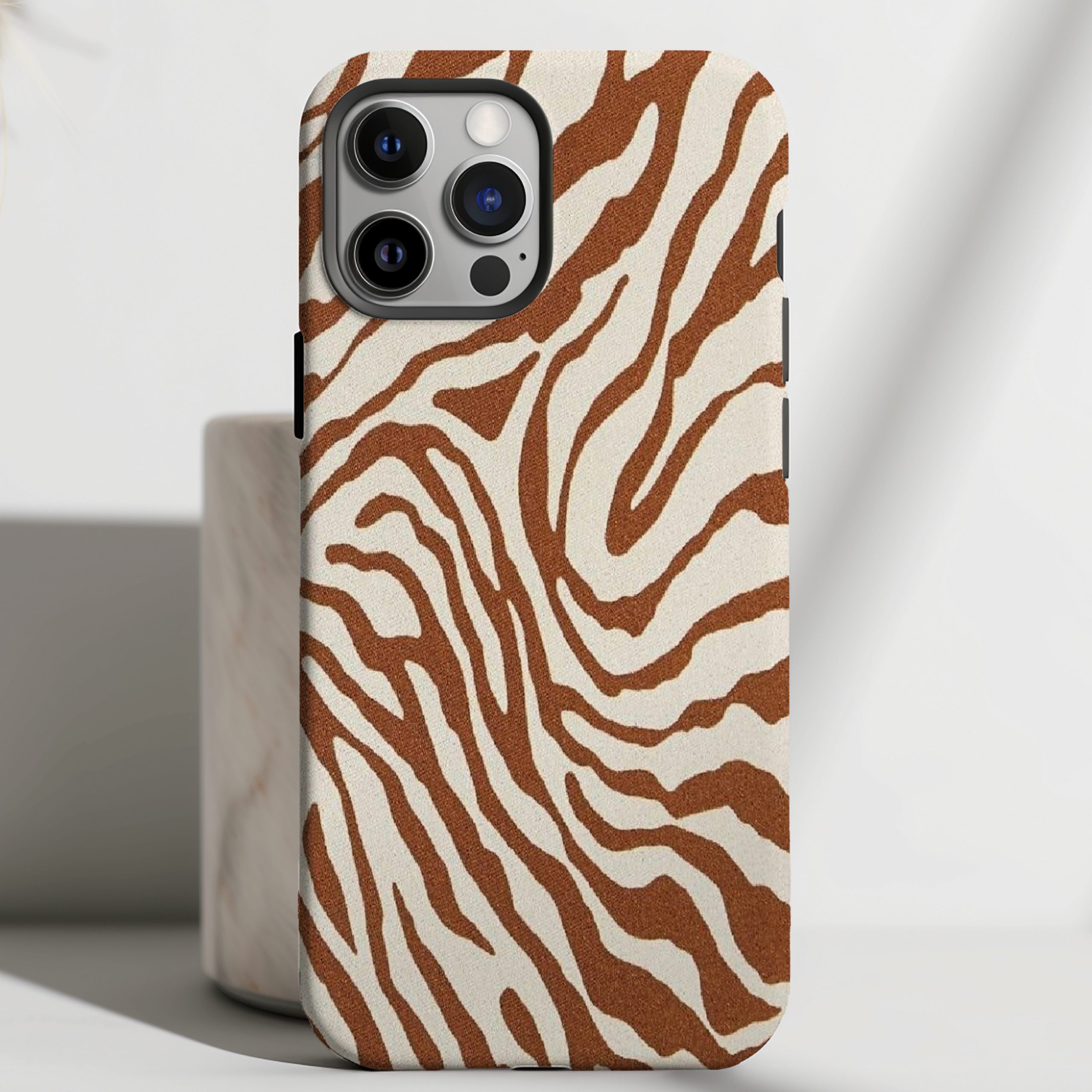 Safari Muse - Wild Lines Case