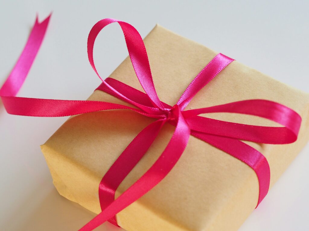Ultimate Kholosh Gift Guide: Perfect Phone Cases & MagSafe Power Banks